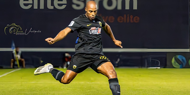 Στην πόρτα της εξόδου Φαν Βέερτ και Σιντιμπέ