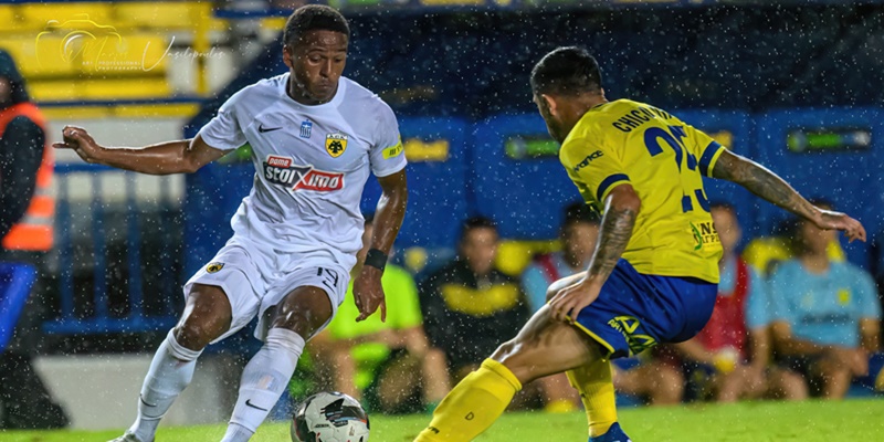 Mε Ελίασον στο αεροπλάνο