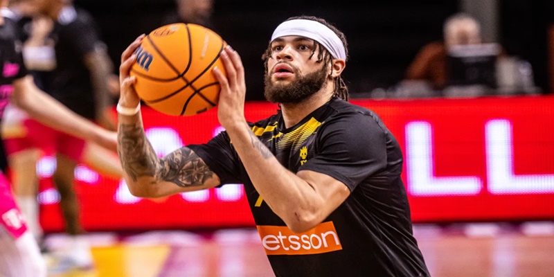 Χέιλ: «Είναι η πρώτη φορά που βρίσκομαι σε ομάδα με τόσο ιστορικό κόσμο – Θέλω να πάω σε αγώνα της AEK στην Αγιά Σοφιά-OPAP Arena»