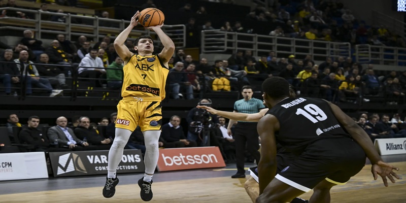 Φλιώνης: «Η διάκριση είναι κάτι που έχουμε στο μυαλό μας – Ο Σάκοτα είναι πολύ…μπροστά και δείχνει τον δρόμο»