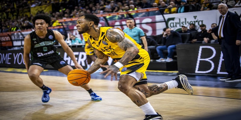 Με Τάκερ η εξάδα των ξένων της ”Βασίλισσας”