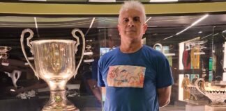 Ο Γιώργος Αγορογιάννης επισκέφτηκε το Μουσείο Ιστορίας της ΑΕΚ (pic)