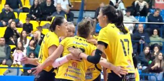 Βόλεϊ Γυναικών: Με Βαλεφόλια η ΑΕΚ στους «32» του Τσάλεντζ Καπ