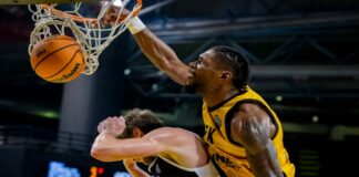 Ο Σίλβα δέσποζε, ο Μπάρτλεϊ ήταν on fire και η «Βασίλισσα» αγκάλιασε την πρωτιά στον όμιλο