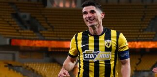 Παρέλαβε το βραβείο για του «Best Goal» της 22ης αγωνιστικής ο Μάνταλος (pic)