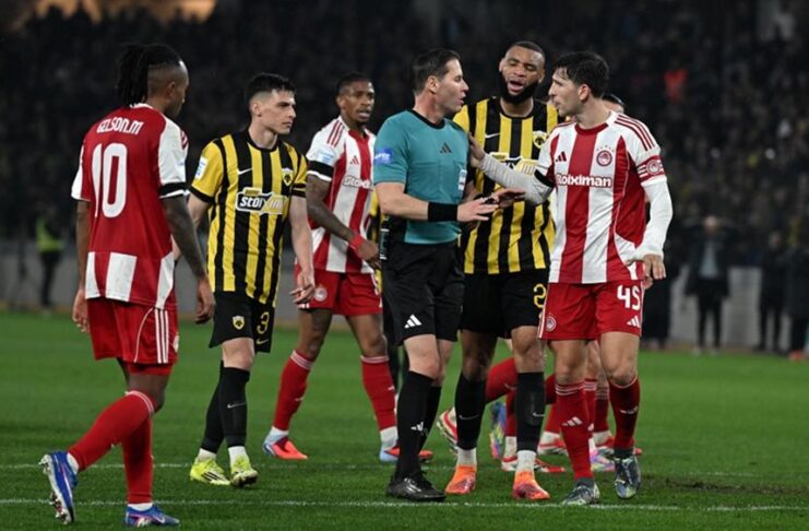 Ξένος αναλυτής διαιτησίας : «Κατά τη γνώμη μου, αν ο διαιτητής δεν δώσει πέναλτι εδώ, ο VAR δεν θα πρέπει να παρέμβει»