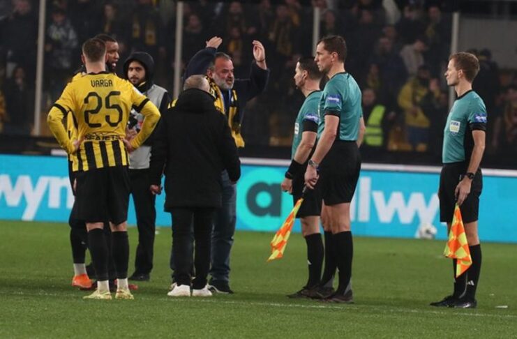 Ο Λουίς «μπέρδεψε» τα πόδια του – Μάκελι και VAR είδαν πέναλτι!