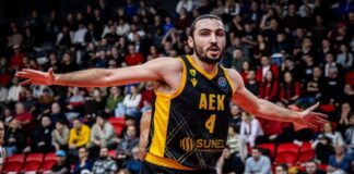 Κατσίβελης: «Η φετινή ΑΕΚ έχει πολύ καλή χημεία, απολαμβάνουμε το μπάσκετ και είμαστε συγκεντρωμένοι – Φοβερός χαρακτήρας και παίκτης ο Μπάρτλεϊ»